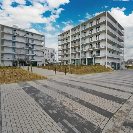 Tawryczewskiego By Renters Vratislav
