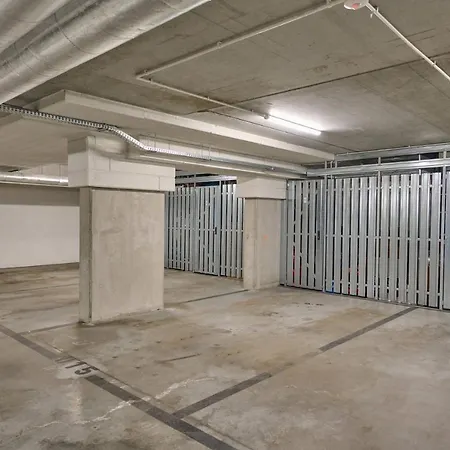 Tawryczewskiego By Renters 아파트